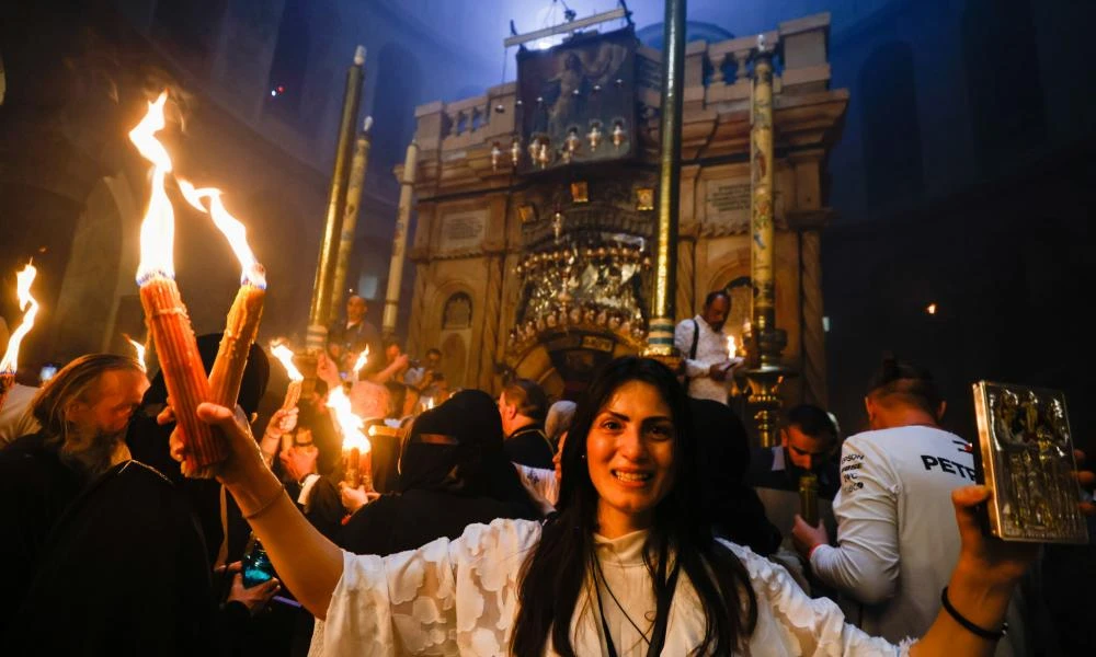 Να οργανωθούμε παιδιά! Η Χαμάς στηρίζει τον Πατριάρχη Ιεροσολύμων και Αζοφιστής προσεύχεται στο Τείχος των Δακρύων